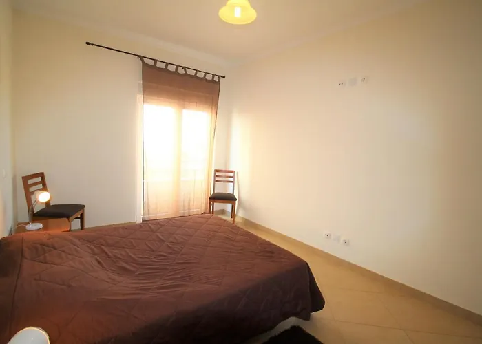 T1 Da Rocha/1ª Linha *