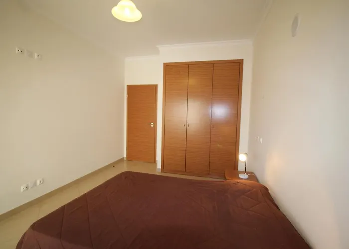 T1 Da Rocha/1ª Linha アパート ポルティマン