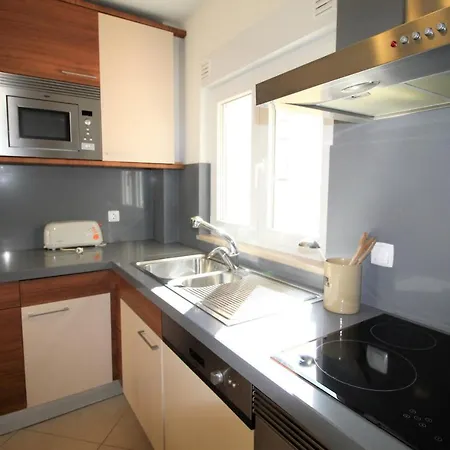 T1 Da Rocha/1ª Linha Апартаменты